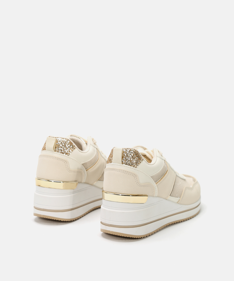 Zapatillas cuña detalles image number null